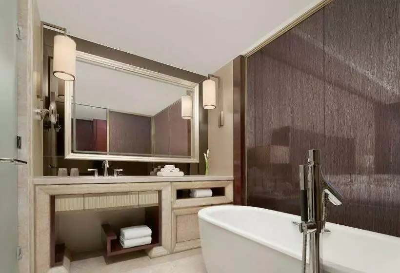スタンダードスタジオ, Yiwu Marriott