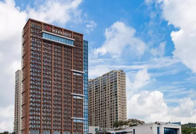 اتاق دلوکس با تخت کینگ و چشم‌انداز شهر, Zhuhai Marriott