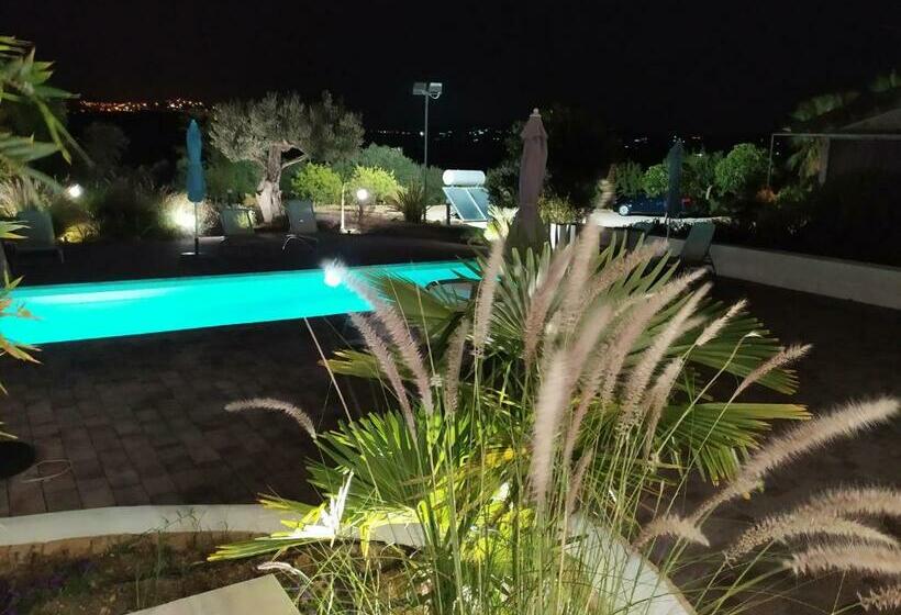 غرفة قياسية مطلة على الجبل, Il Colle Del Rustico