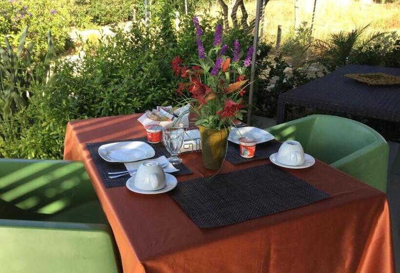 غرفة قياسية مطلة على الجبل, Il Colle Del Rustico