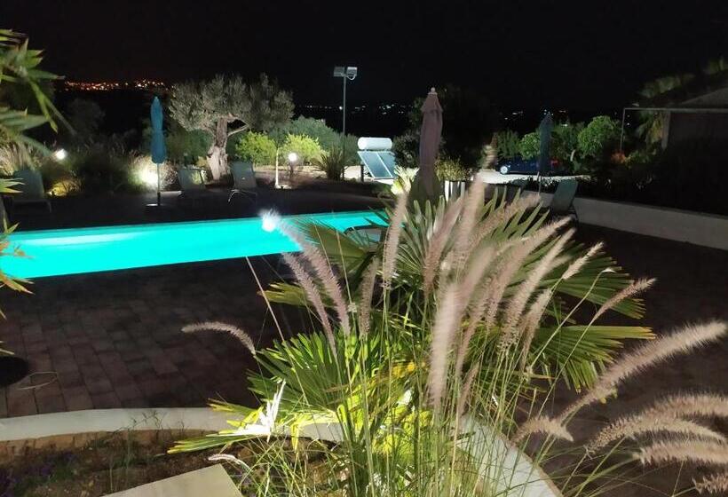 شقة غرفتين, Il Colle Del Rustico