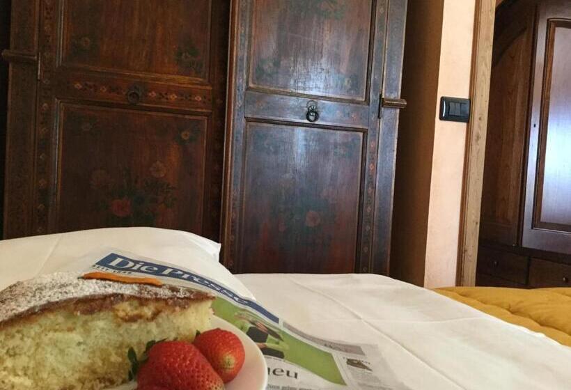 شقة غرفتين, Il Colle Del Rustico