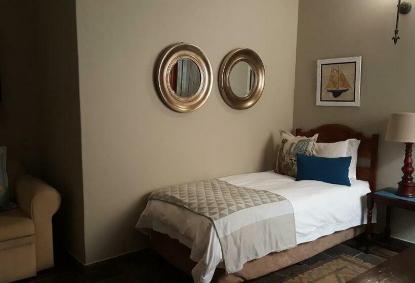 Семейный Номер, The Sandpiper