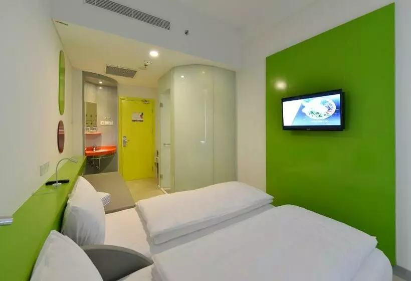 Habitación Estándar, Pop! Hotel Diponegoro