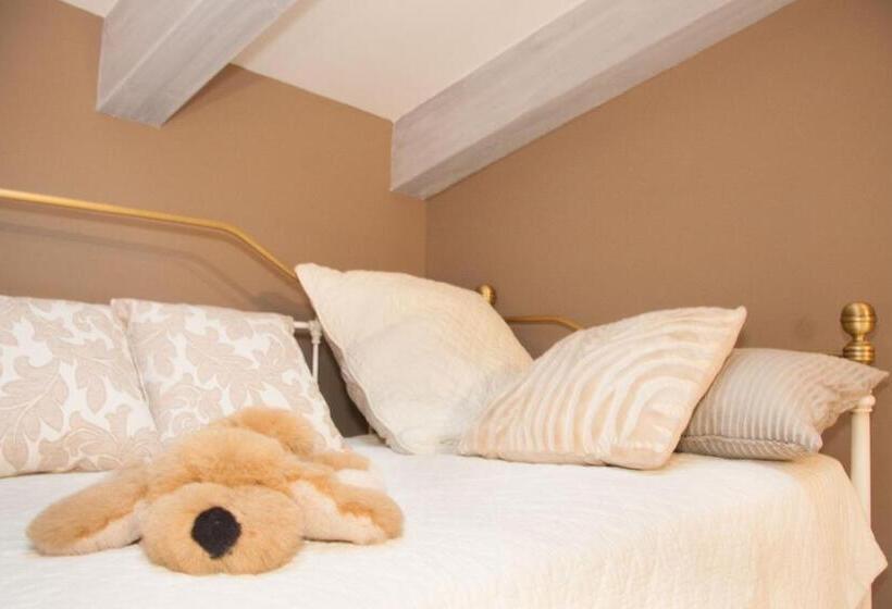 Номер Стандарт Трехместный, Teatrisso Hotel Palacio