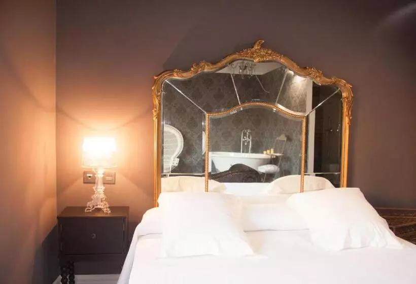سوییت جونیور لوکس, Teatrisso Hotel Palacio