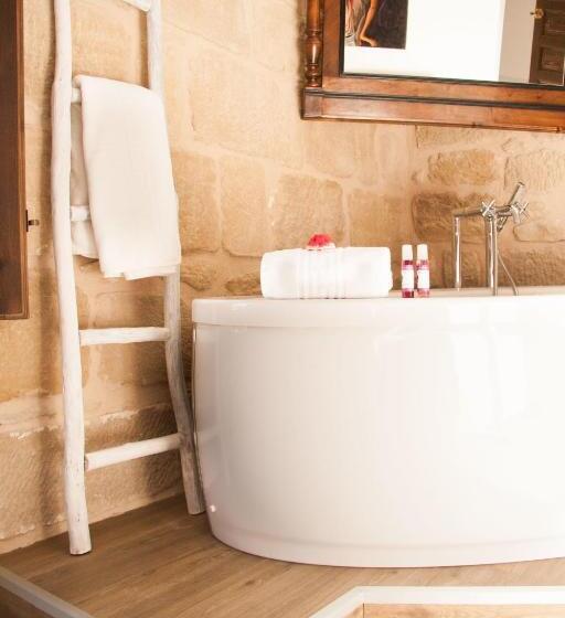 Полулюкс Повышенной Комфортности, Teatrisso Hotel Palacio