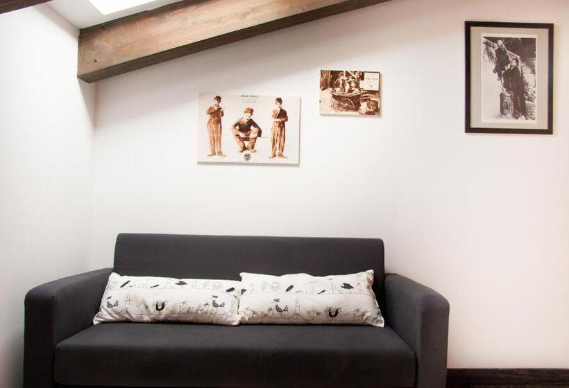 Студия Стандарт, Teatrisso Hotel Palacio