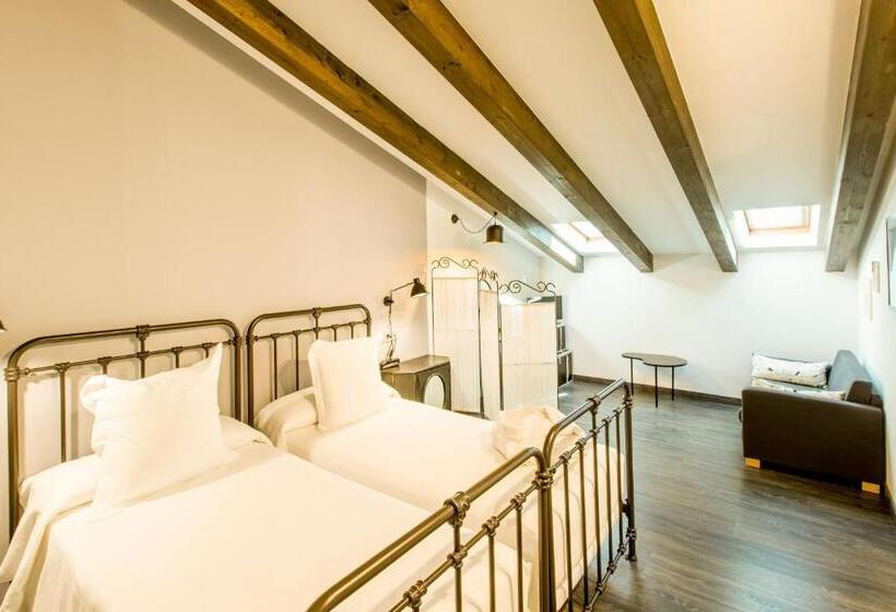 Студия Стандарт, Teatrisso Hotel Palacio