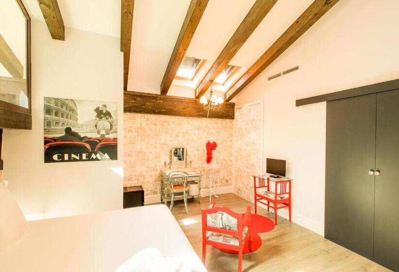 Полулюкс Повышенной Комфортности, Teatrisso Hotel Palacio