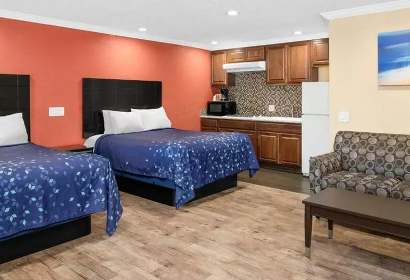 استودیوی استاندارد, Scandia Motel