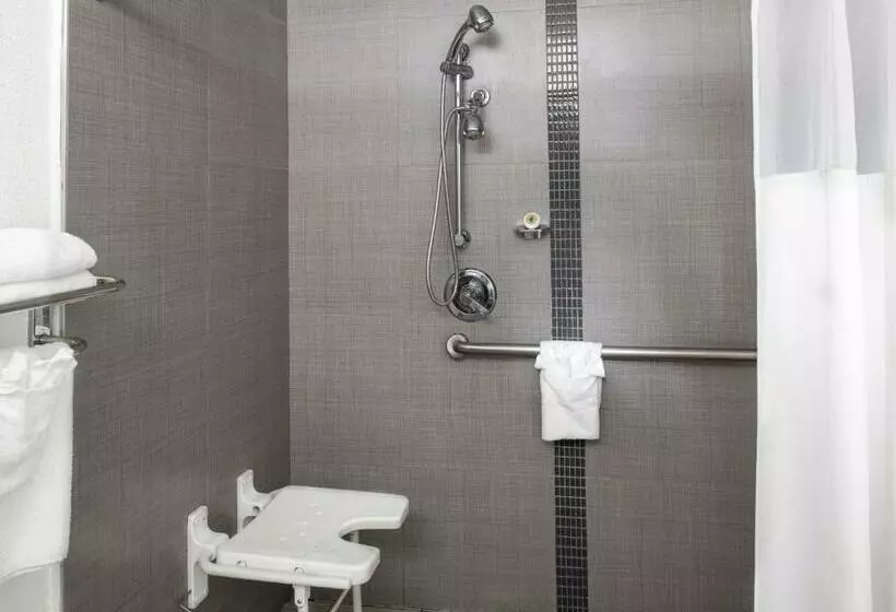 استودیوی استاندارد, Scandia Motel