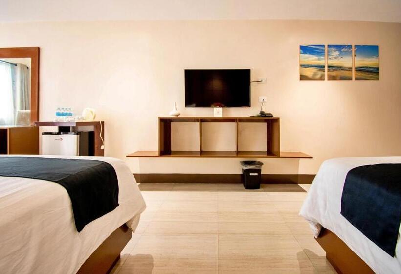 Chambre Supérieure, Monallan Boracay