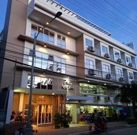 Chambre Quadruple Supérieure, Monallan Boracay