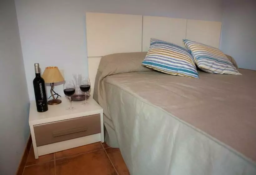 Classic Yhden Hengen Huone, Casa Rural Magnanimvs