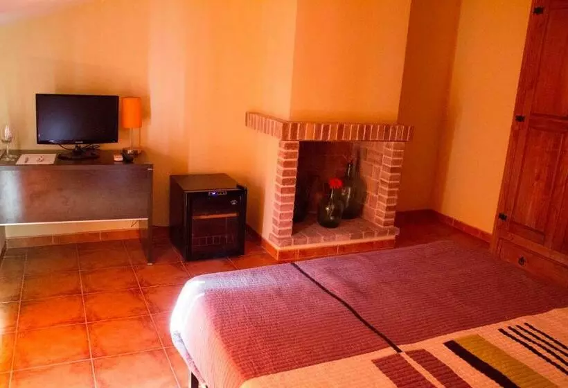 Sviitti, Casa Rural Magnanimvs