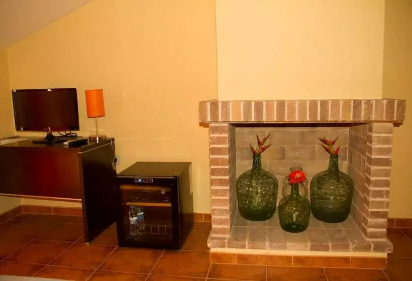Sviitti, Casa Rural Magnanimvs