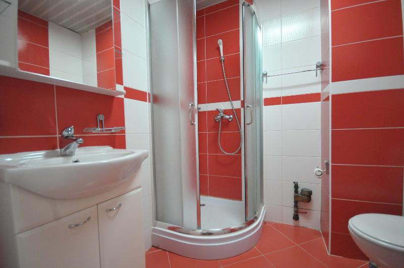 آپارتمان 1 خوابه, D&d Apartment 1