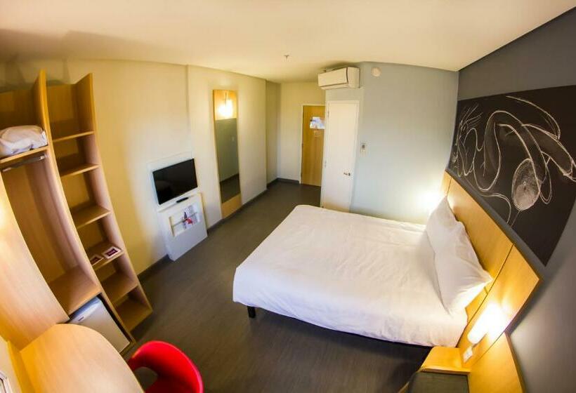 Номер Стандарт, Ibis Imperatriz