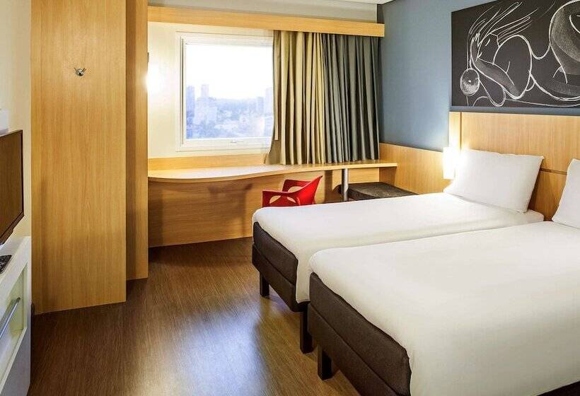 Номер Стандарт, Ibis Imperatriz