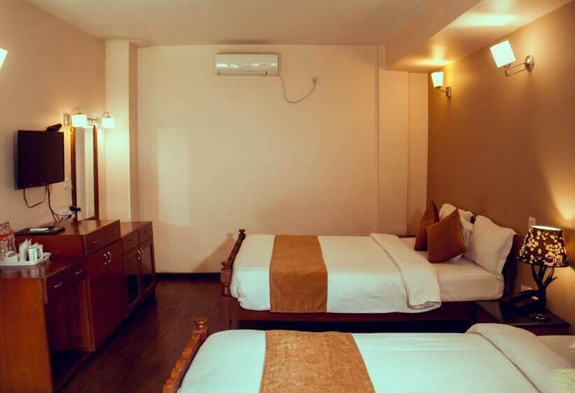 اتاق لوکس, Lake View Resort