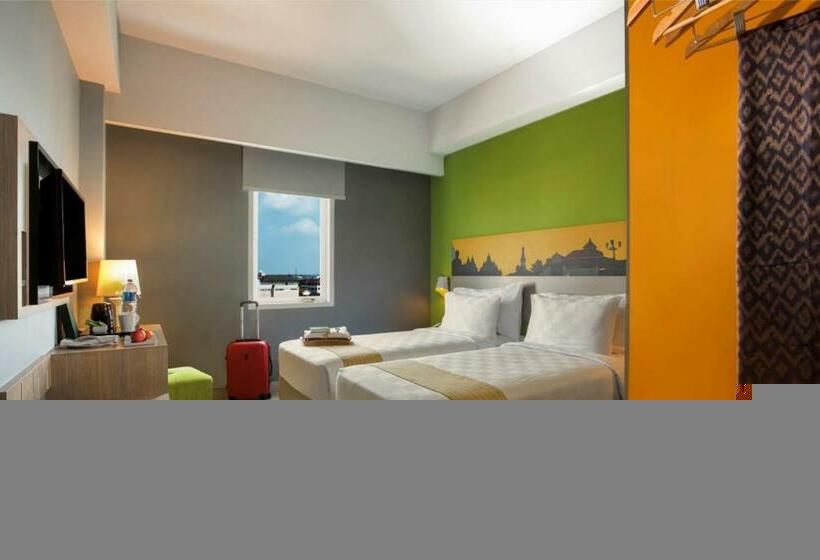 סוויטה עם נוף לעיר, Khas Malioboro