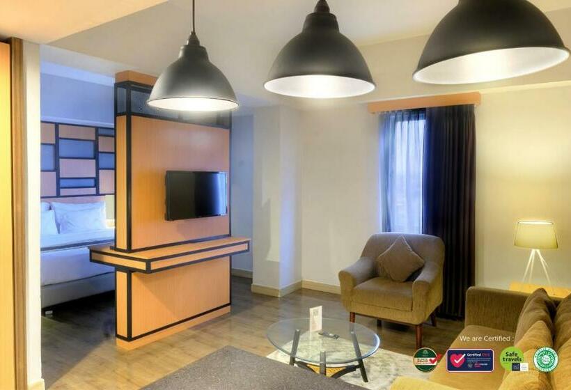 סוויטה עם נוף לעיר, Khas Malioboro