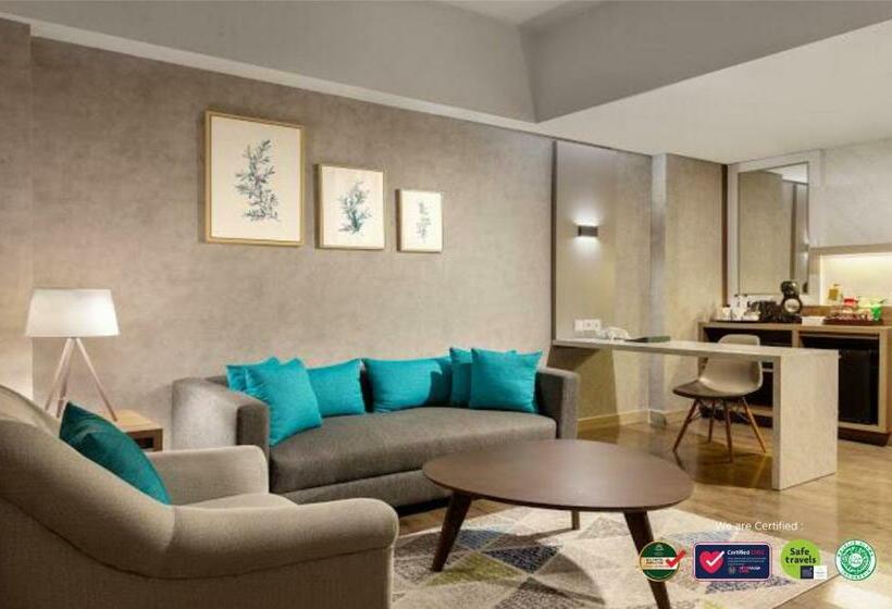 סוויטה עם נוף לעיר, Khas Malioboro