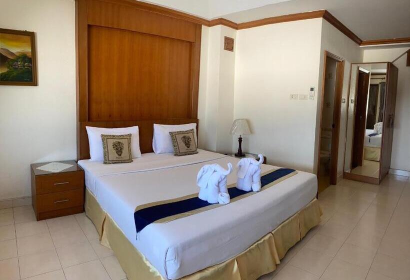 חדר סטנדרט עם מרפסת, Seaview Sriracha