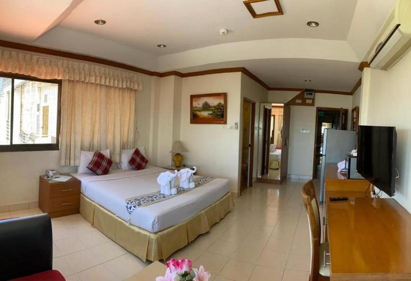 חדר דלוקס נוף לים, Seaview Sriracha