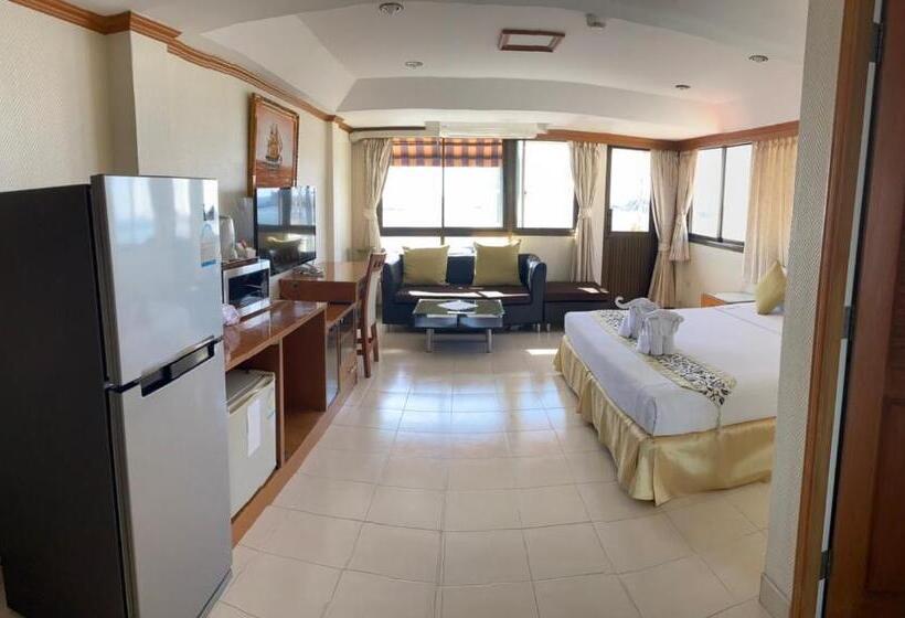 חדר דלוקס נוף לים, Seaview Sriracha