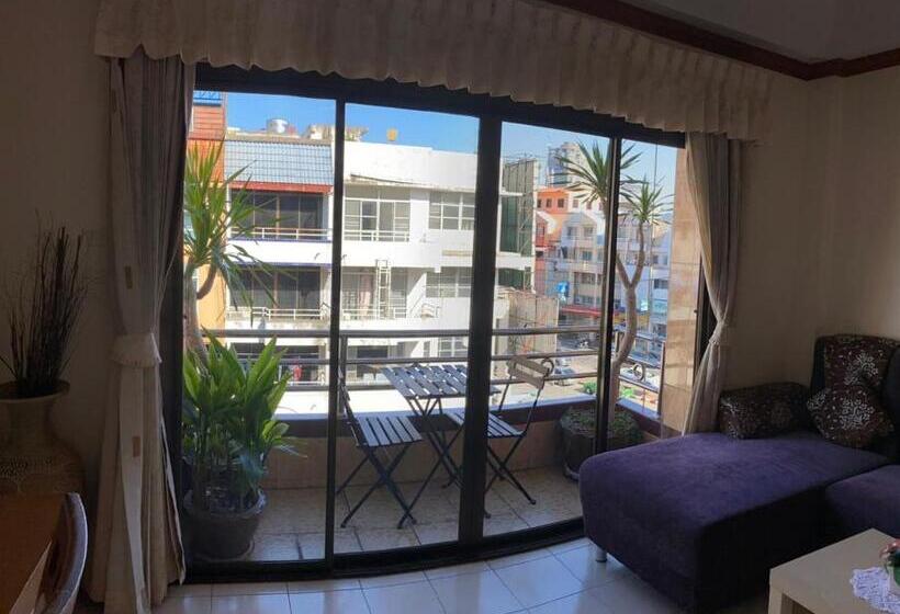 חדר דלוקס, Seaview Sriracha