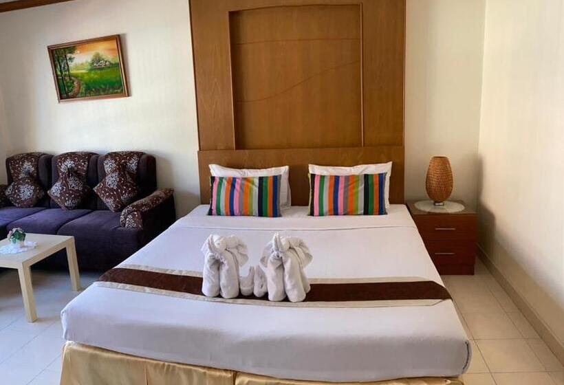 חדר דלוקס, Seaview Sriracha