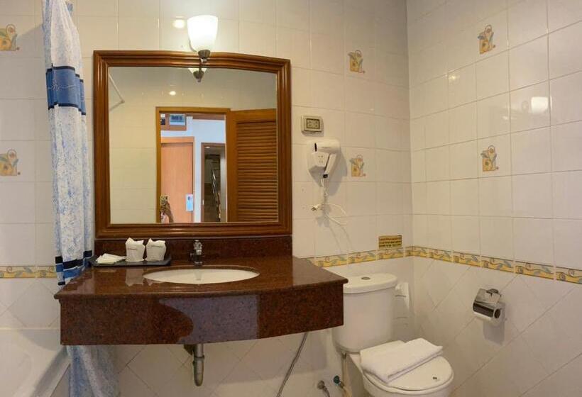 חדר דלוקס, Seaview Sriracha