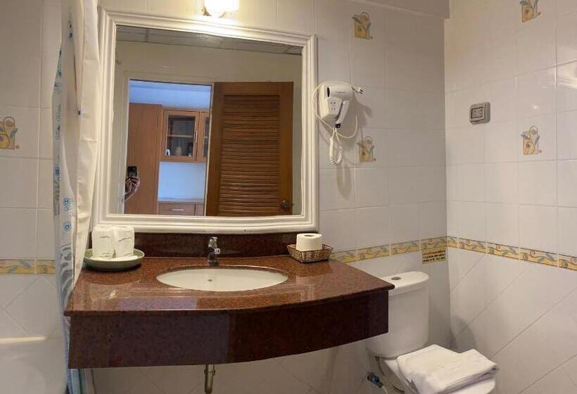 סוויטת סופריור נוף לים, Seaview Sriracha