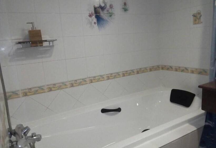 חדר דלוקס, Seaview Sriracha