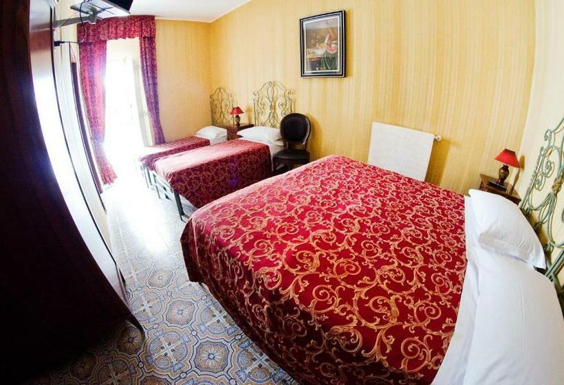 اتاق استاندارد چهار تخته, Villa Maria