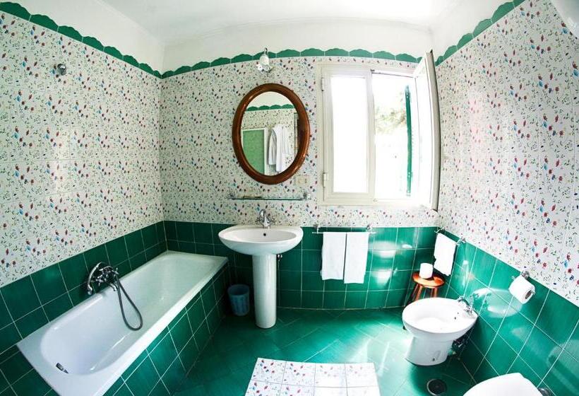 اتاق استاندارد یک نفره, Villa Maria