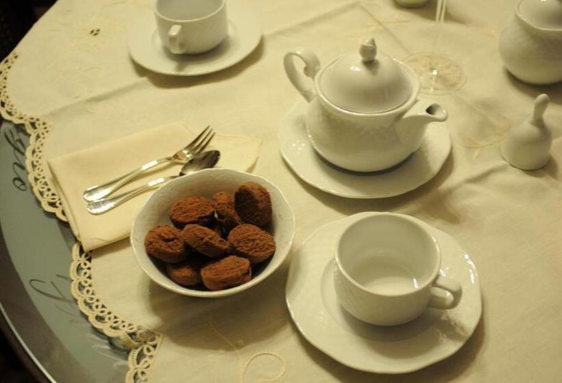 اتاق استاندارد چهار تخته, Villa Maria