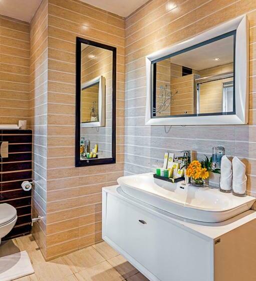 高级客房, Sterling Kufri