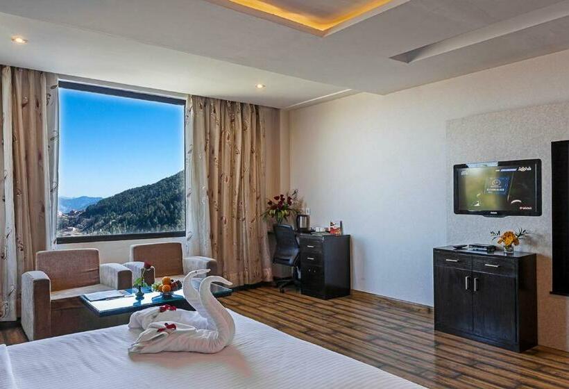 高级客房, Sterling Kufri