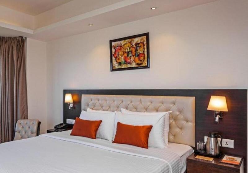 高级客房, Sterling Kufri