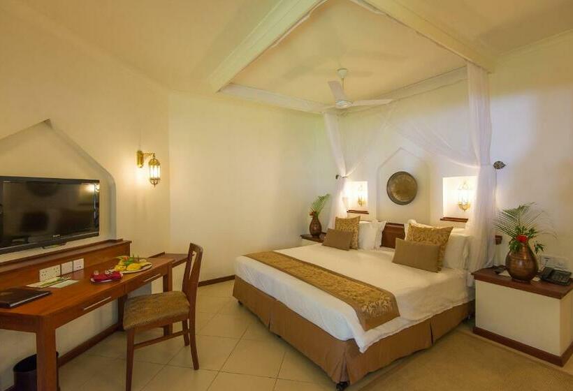 带大床的高级房间, Sea Cliff Resort & Spa