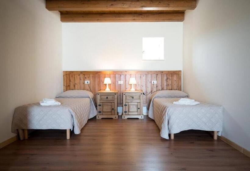 سوییت لوکس, Casale 1821