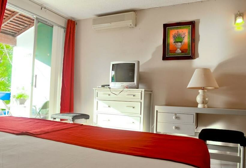 آپارتمان راحتی 1 خوابه, Garden Beach Studios At Montego Bay Club