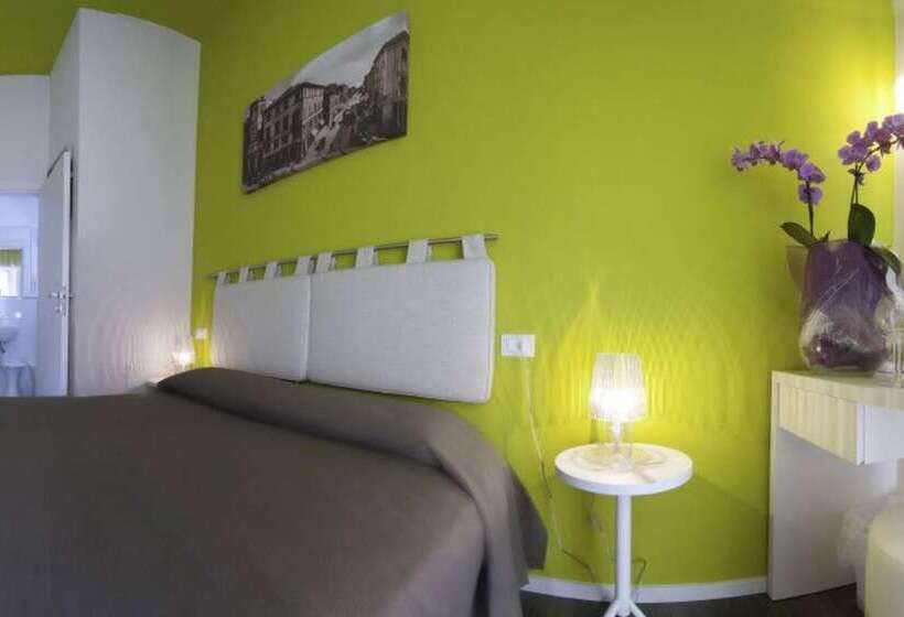 غرفة قياسية, Casablanca