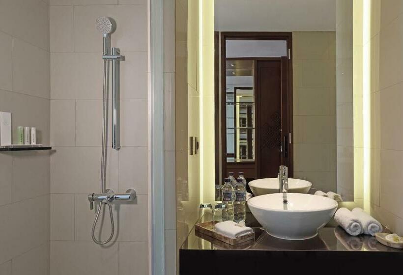 חדר דלוקס, Golden Tulip Jineng Resort Bali