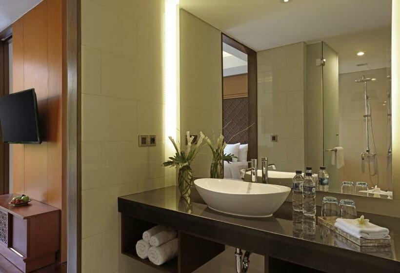 Номер Deluxe, Golden Tulip Jineng Resort Bali