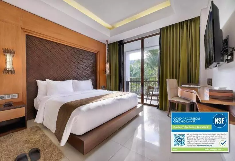 プールの見えるデラックスルーム, Golden Tulip Jineng Resort Bali