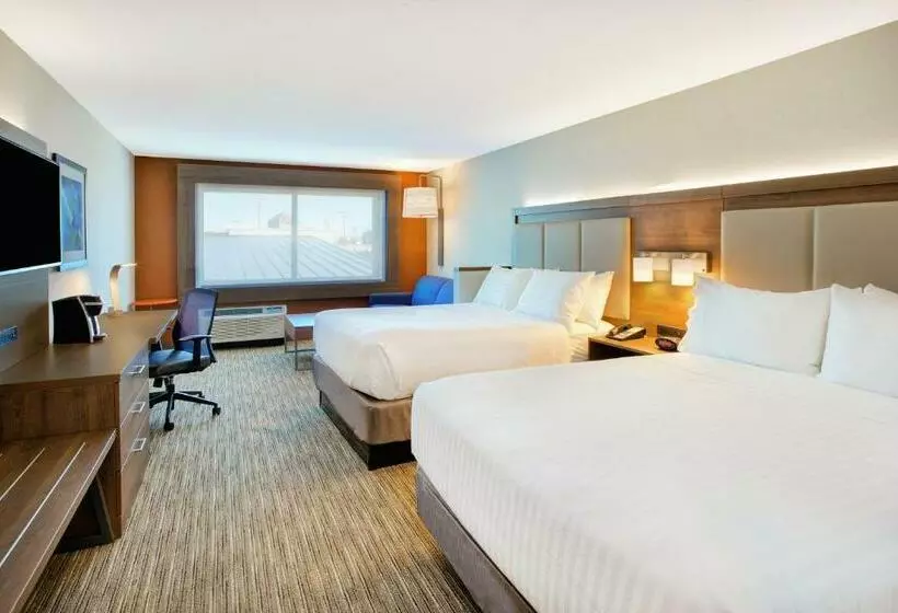 身障者適用スイートルーム, Holiday Inn Express & Suites New Castle, An Ihg